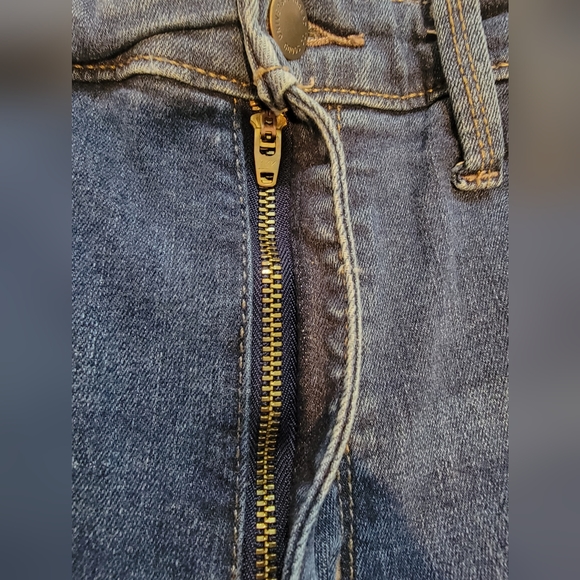 TORRID Women's Plus Size 14 Short - Picture 3 of 12